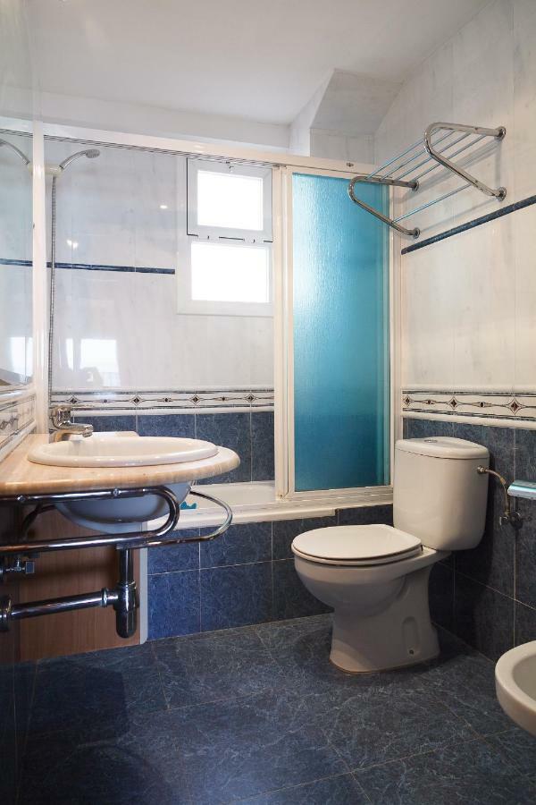 Uhc Acantilados Family Apartments Salou Kültér fotó