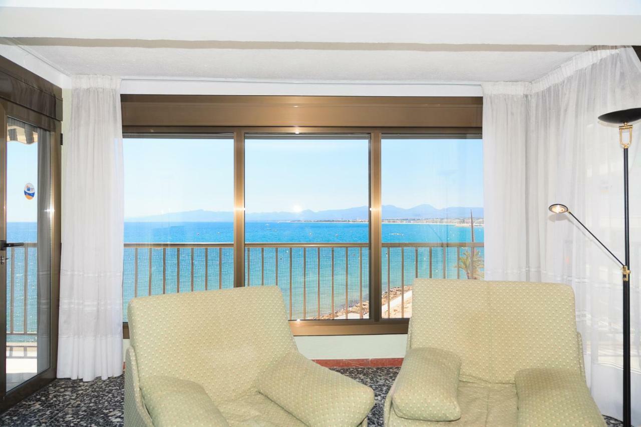 Uhc Acantilados Family Apartments Salou Kültér fotó