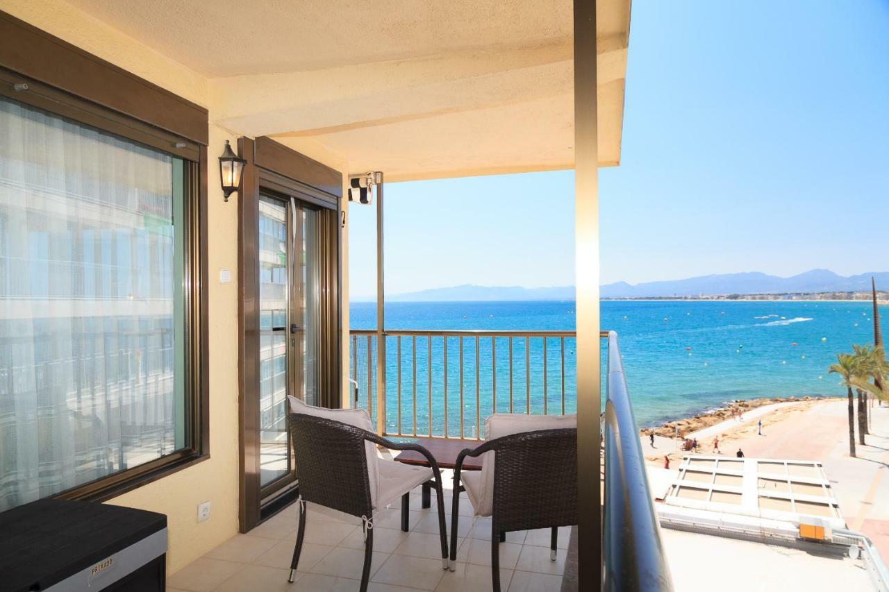 Uhc Acantilados Family Apartments Salou Kültér fotó